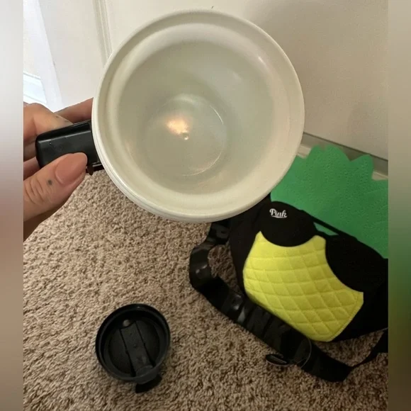 Lot of 2 Items: PINK Nation Black Travel Tumbler & PINK Pineapple Cooler Bag - Picture 6 of 10